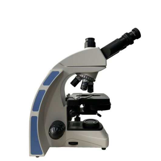 Levenhuk MED D45T LCD digitális trinokuláris mikroszkóp 74011