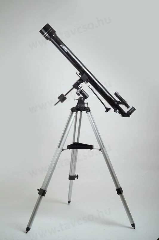 60/900 SkyWatcher Luna-60 refraktor EQ1 mechanikán